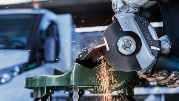 PRO Metal Bonded Cutting Disc  A 30 S BF 125 22.23 2.5 1 Pcs