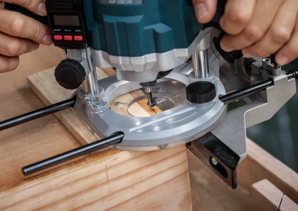 PRO Router Bit Mixed Set, 30 pcs 6 4; 6; 8; 10; 12; 16; 20; 19; 25; 29; 32; 38; 13; 13; 16; 8; 32; 32; 35; 25; 16; 16; 13; 27; 12; 20; 22; 29; 32; 12